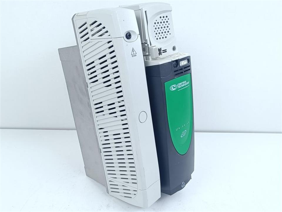 control-techniques-unidrive-servo-drive-sp2401-5575kw-top-zustand-tested-82149-3.jpg