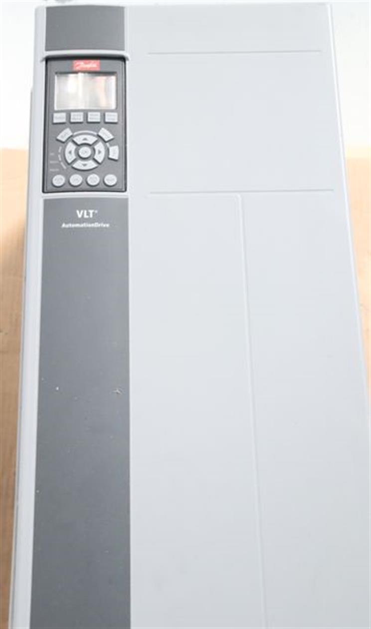 danfoss-fc-301p45kt4e55h2xgcxxxsxxxxaxbxcxxxxdx-400v-45kw-131b6107-tested-57937-2.jpg