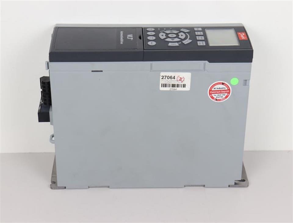 Danfoss FC-302P2K2T5E20H1BG P/N:131B0048 400V 2,2kW + Keypad TESTED NEUWERTIG
