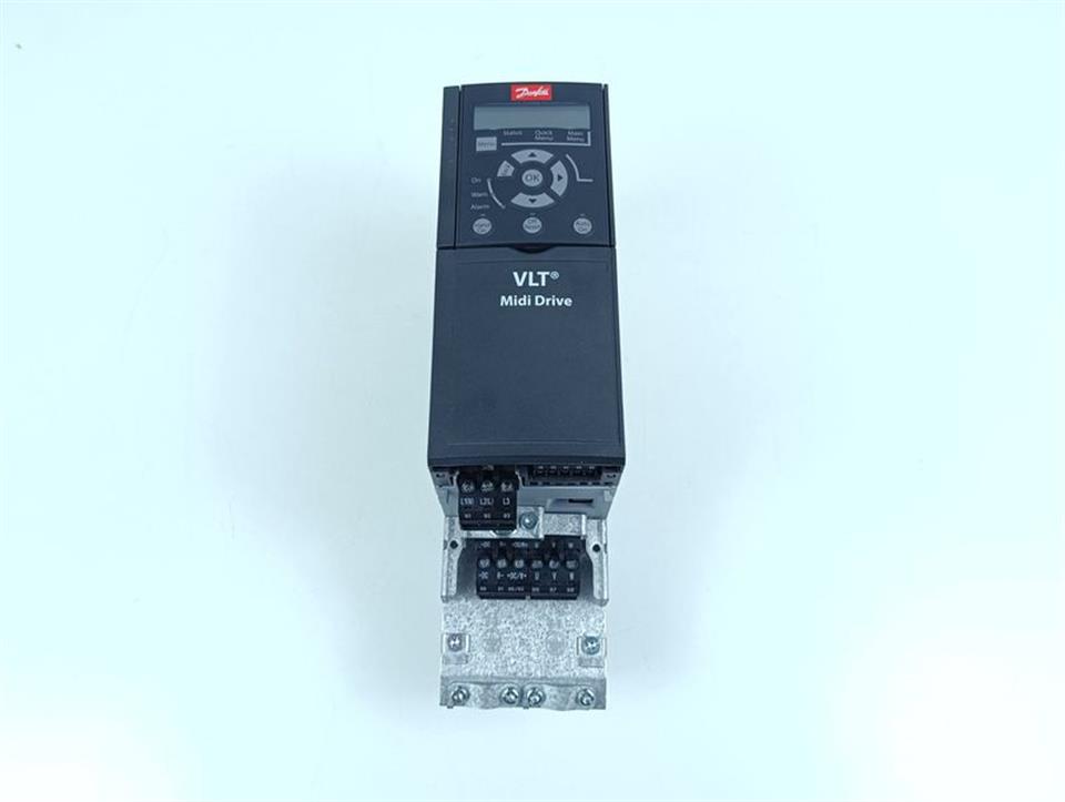 danfoss-vlt-fc-280p1k5t4e20h1bxcxxxsxxxxax-pn134u2981-tested-und-neuwertig-81875-2.jpg