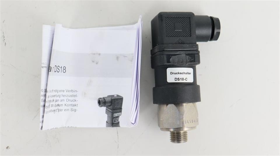 Druckschalter DS18-C V-DS818-1/10-1/4-PE-W 25010203 NEUWERTIG & OVP