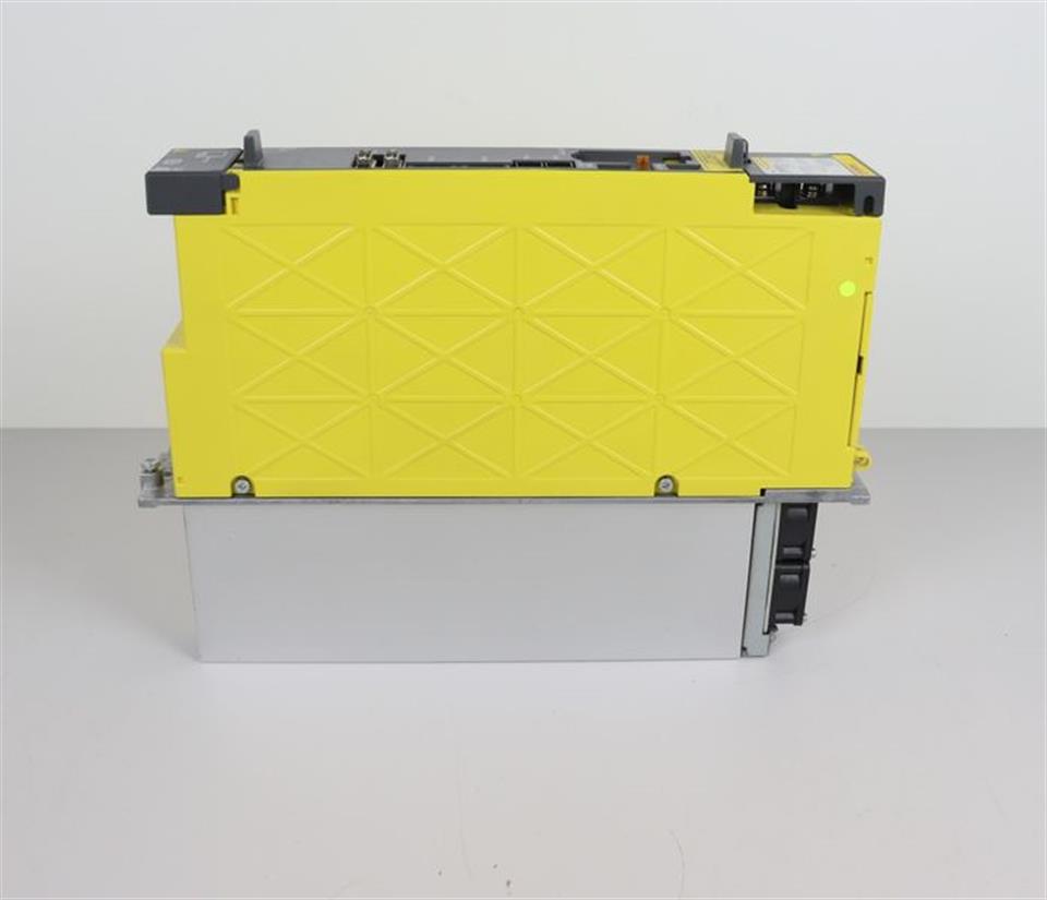 fanuc-a06b-6290-h105-version-b-servo-amplifier-top-zustand-70750-3.jpg