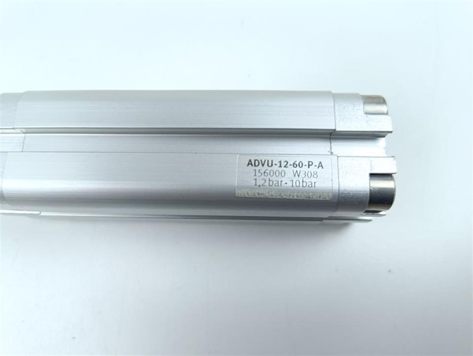 festo-advu-12-60-a-p-a-156000-kompaktzylinder-12-10bar-top-zustand-79081-4.jpg