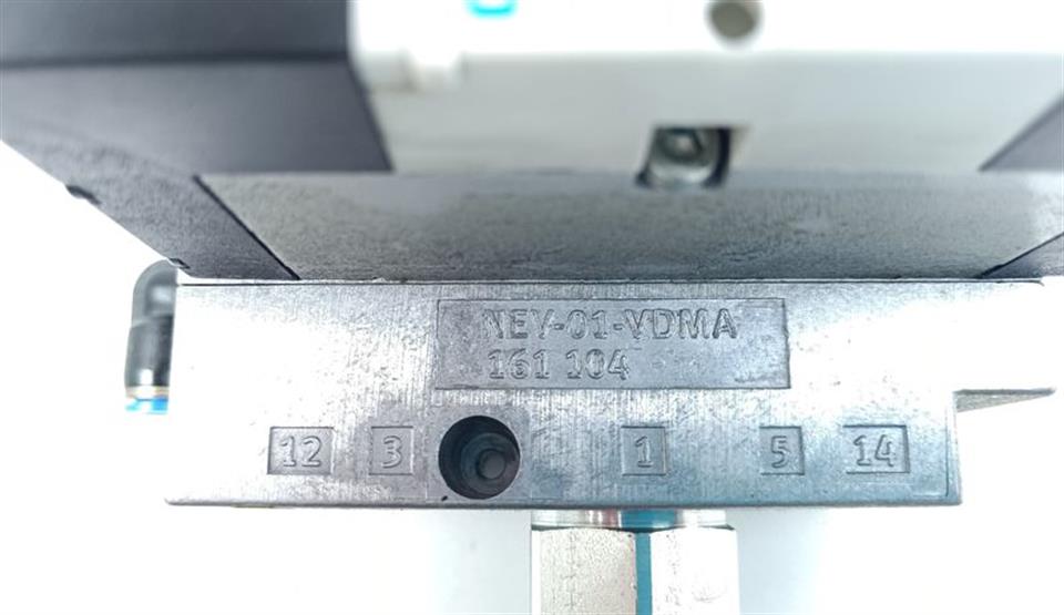 Festo VSVA-B-M52-MH-A1-1R5L + VSVA-B-B52-H-A1-1R5L Ventil + Platten TOP ZUSTAND