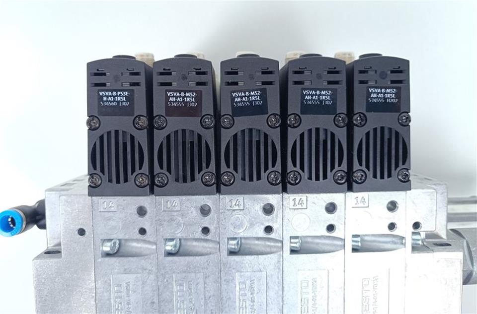 Festo VSVA-B-P53E-H-A1-1R5L + VSVA-B-M52-AH-A1-1R5L Ventilinsel TOP ZUSTAND
