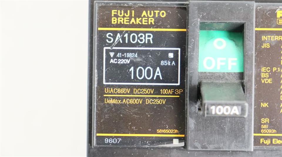 fuji-auto-breaker-iec-947-2-ac-660v-top-zustand-60877-5.jpg