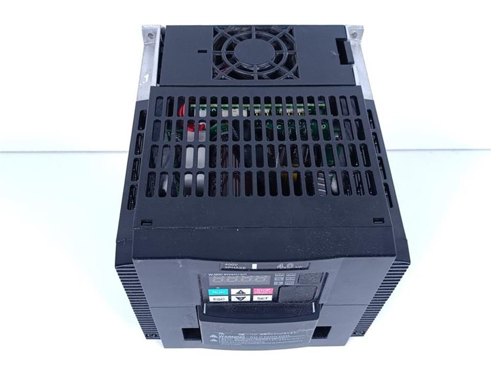 hitachi-inverter-wj200-040hf-ver-32e-tested-und-unused-79224-3.jpg