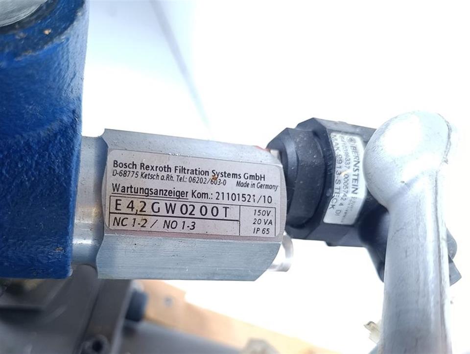 Hydraulikblock 1x Bosch 0810091227 + 1x Bosch 0810001760 + Bosch NC 1-2 / NO 1-3