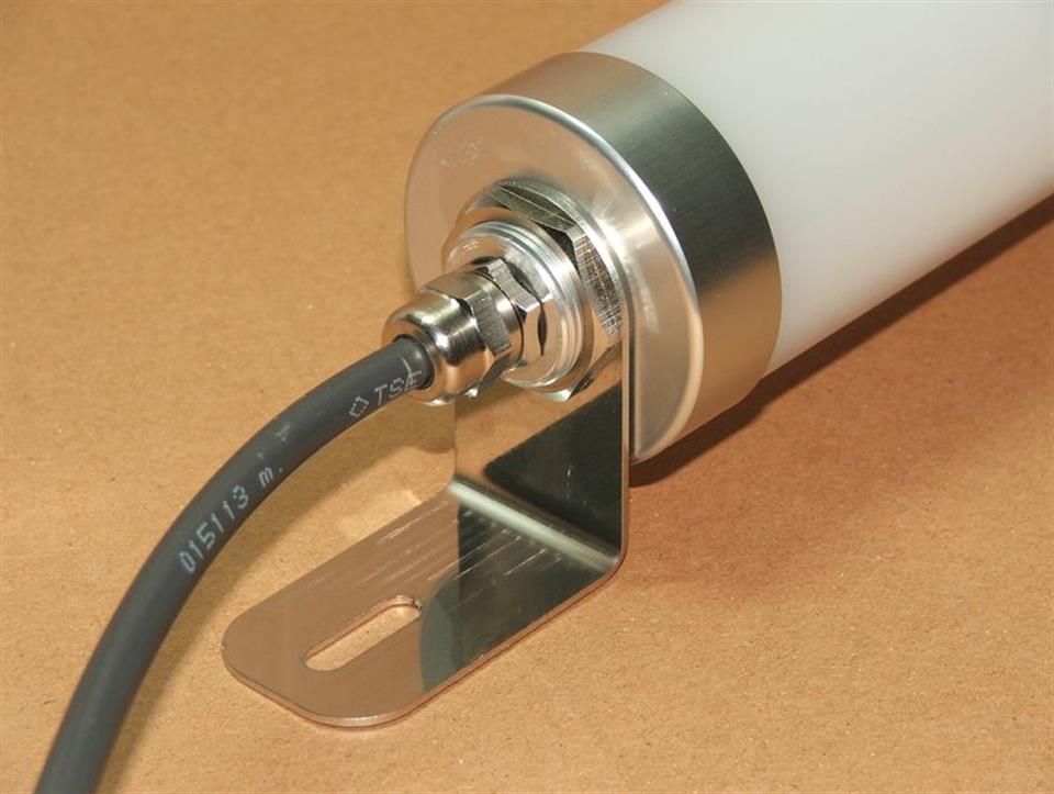 ikl-lighting-schutzrohrleuchte-al30-led-maschinenleuchte-300mm-18w-24vdc-50428-7.jpg
