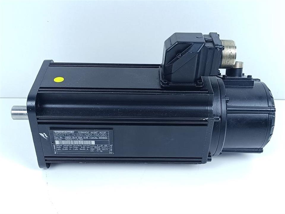 indramat-rexrop-mdd071c-n-030-n2m-095gb0-servomotor-part-nr-249053-top-zustand-83831-2.jpg