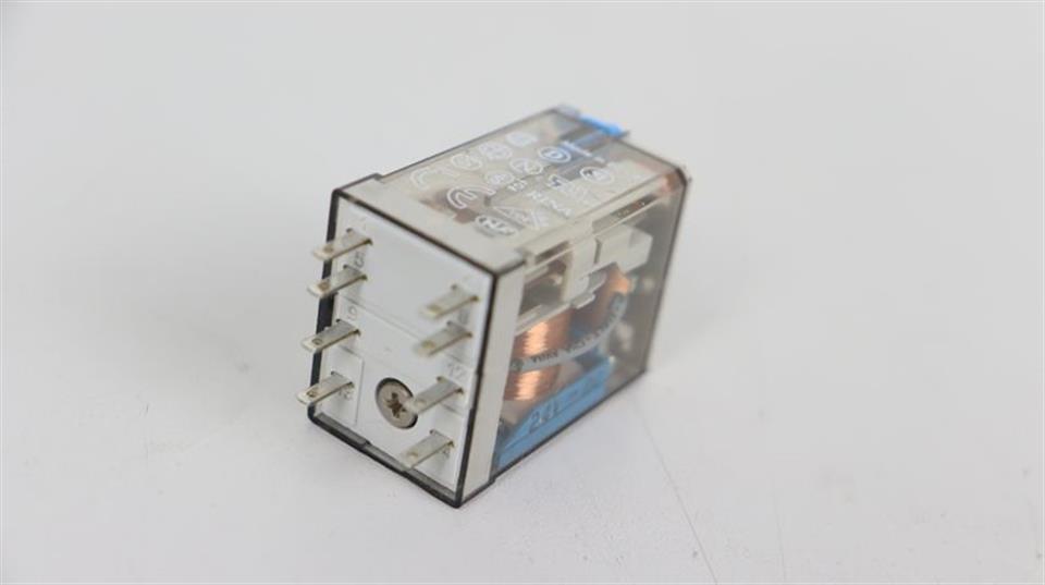 industrie-relais-24v-dc-10a-250v-ac-relay-finder-553290240040-unused-59335-3.jpg