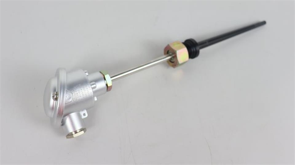 jumo-90239-f03-temperatursensor-1x-pt100-top-zustand-59540-2.jpg