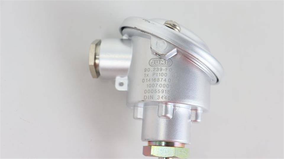 jumo-90239-f03-temperatursensor-1x-pt100-top-zustand-59540-4.jpg