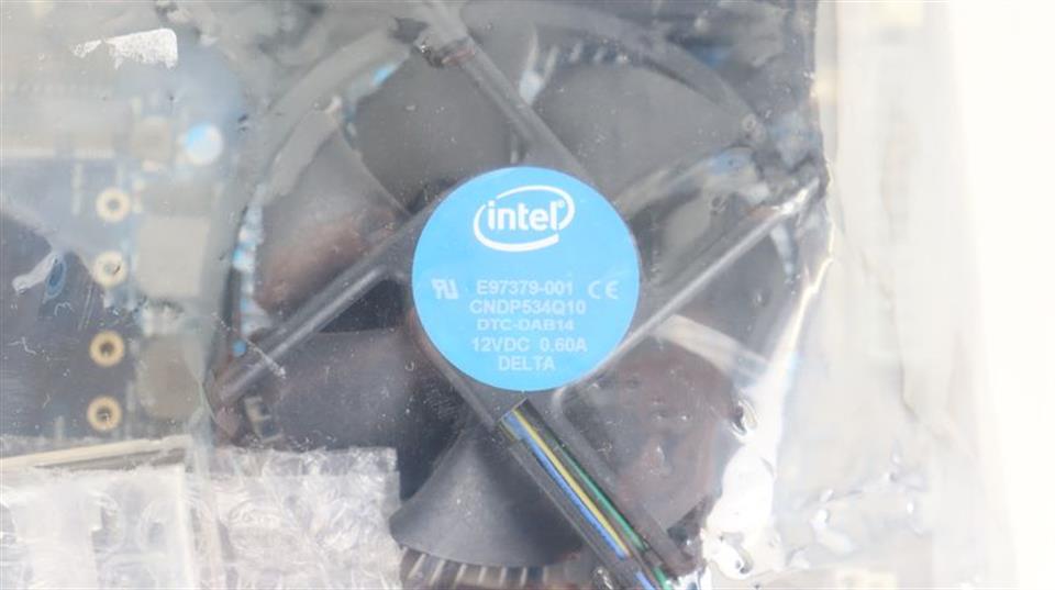 Kontron KTQ67/ATXE 810450-4500 + intel E97379-001 UNUSED & OVP