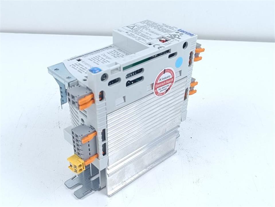 lenze-8200-vector-e82ev3712c-240v-037kw-unused-82070-3.jpg