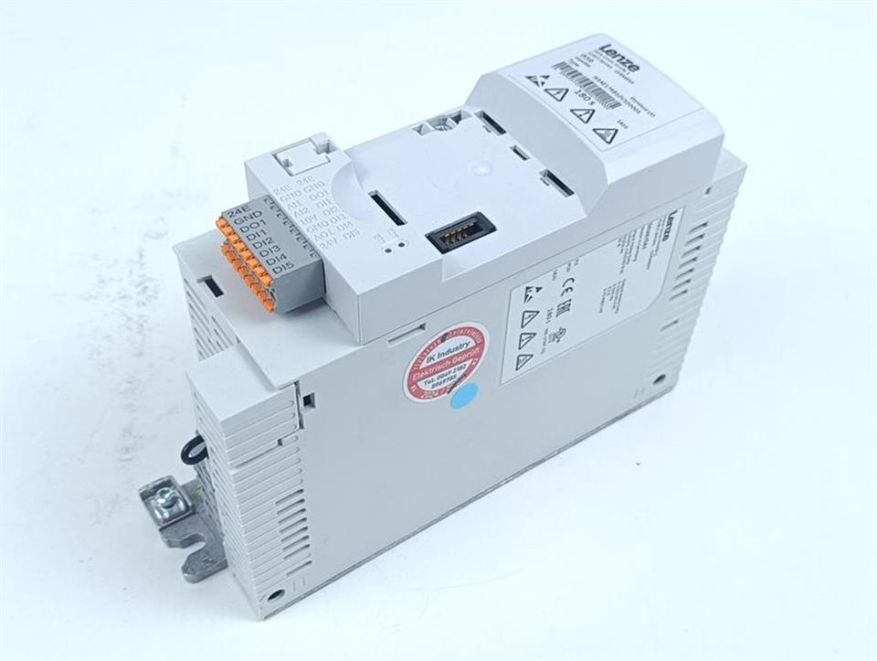 lenze-inverter-standard-io-i550-i55ae175b10v10000s-400v-075kw-unused-und-ovp-82079-3.jpg