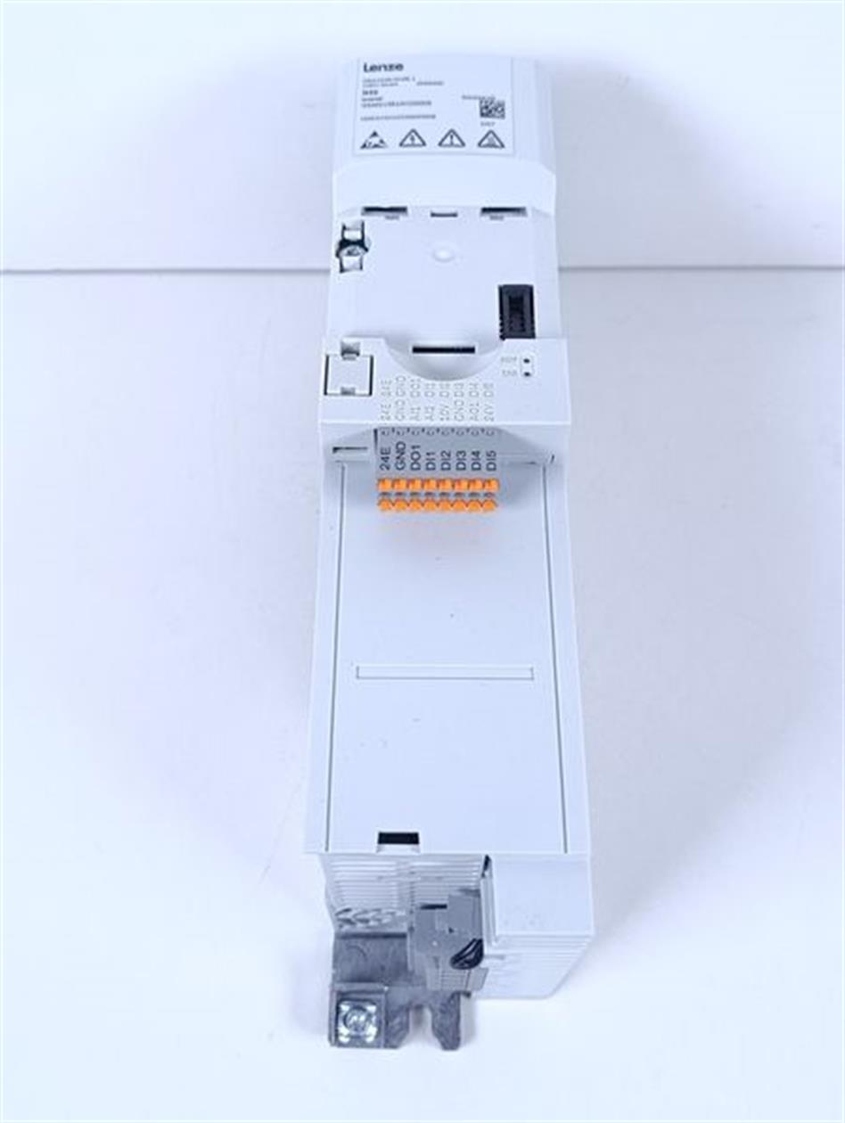 lenze-inverter-standard-io-i550-i55ae215b10v10000s-15kw-400v-unused-und-ovp-79438-4.jpg
