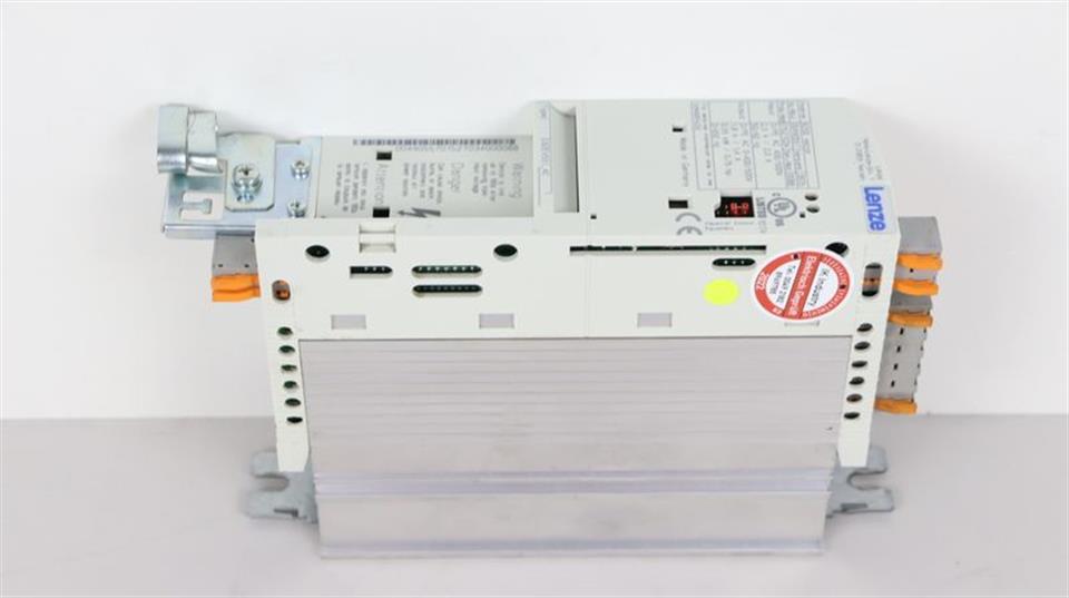 lenze-vector-8200-e82ev5514c-e82ev551k4c-400v-055kw-tested-und-top-zustand-57784-2.jpg