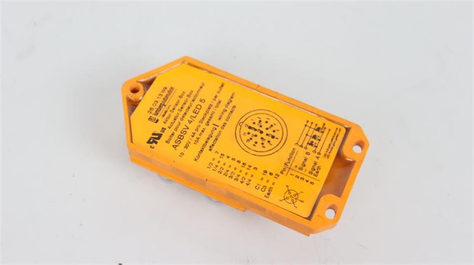 Lumberg  ASBSV4/LED-5 ASBSV 4/LED 5 Aktor-Sensor-Box UNUSED