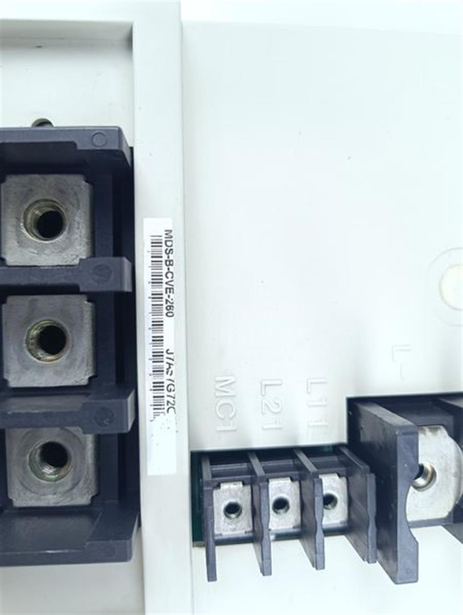 Mitsubishi MDS-B-CVE-260 POWER SUPPLY UNIT TOP ZUSTAND