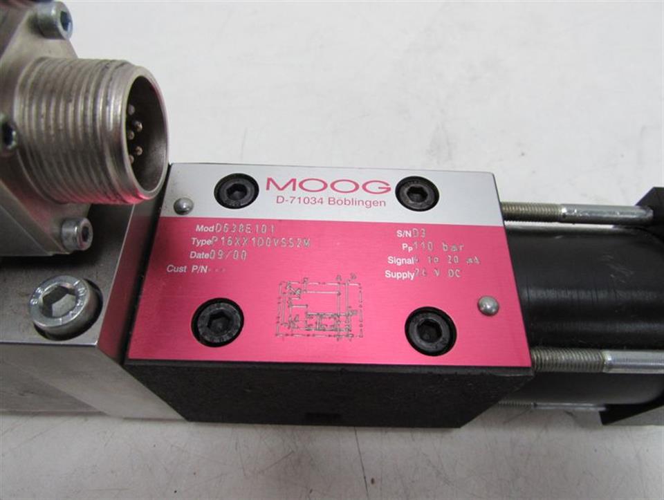 moog-direct-drive-valve-d638e101-p16xx1d0v552m-mod-d638-e101-unused-unbenutzt-71442-4.jpg