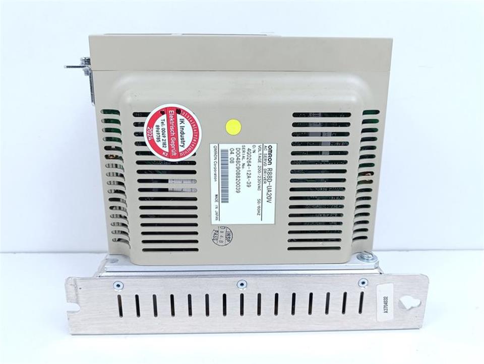 Omron AC Servo Drive R88D-UA20V 200V 750W TESTED & TOP ZUSTAND