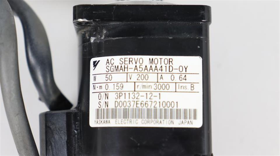 Omron AC Servo Motor SGMAH-A5AAA41D-0Y TOP ZUSTAND