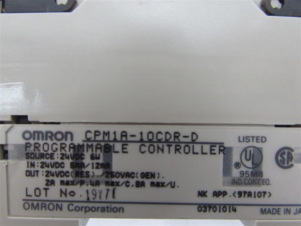 omron-cpm1a-10cdr-d-programmable-controller-24vdc-6w-top-zustand-73283-3.jpg