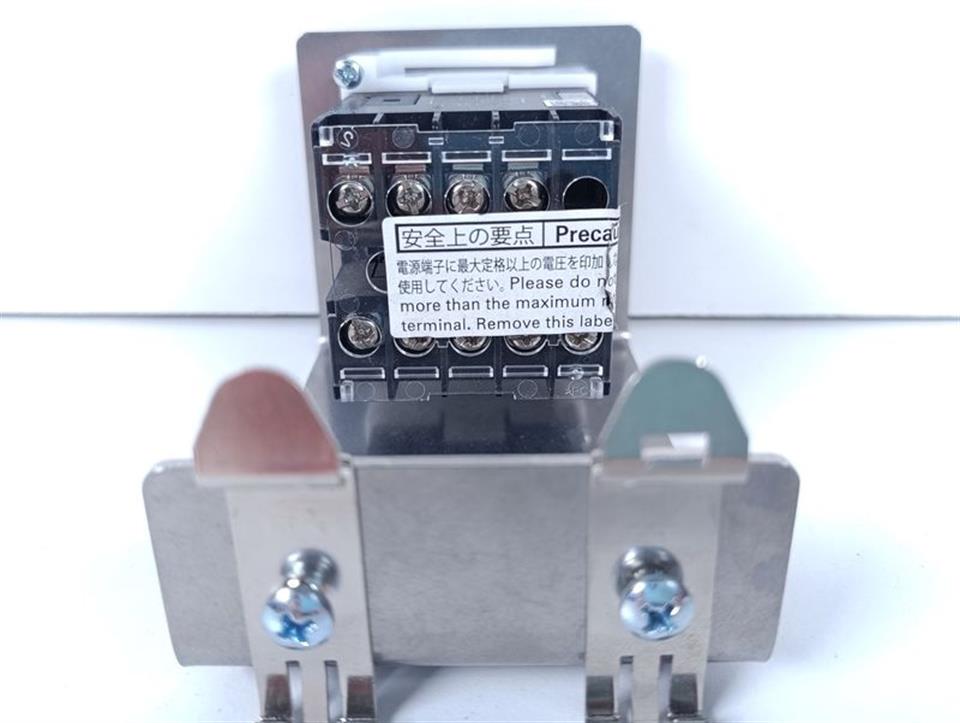 OMRON Digital Timer H5CX-ASD-N TOP ZUSTAND