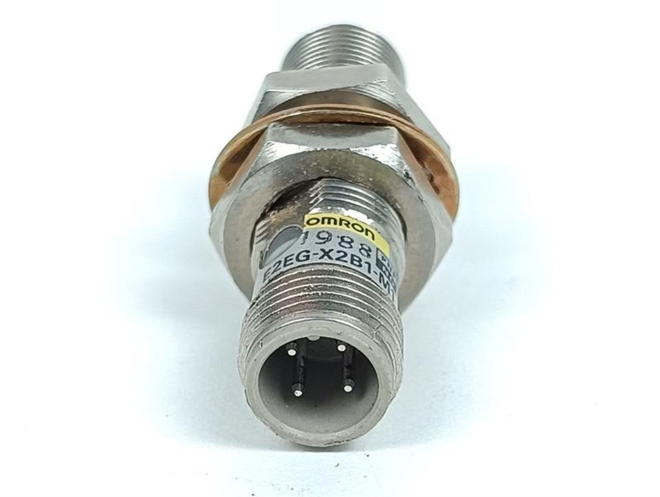 omron-e2eg-x2b1-m1-induktiver-naeherungsschalter-neuwertig-80959-3.jpg