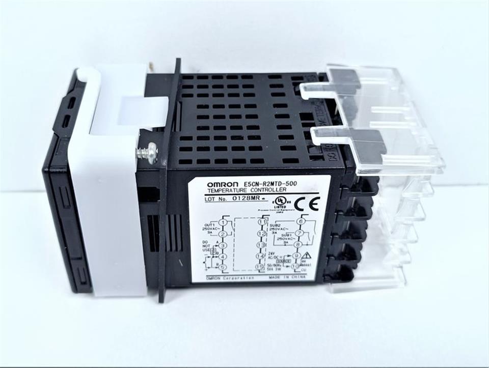 omron-e5cn-r2mtd-500-temperature-controller-multi-range-24v-unused-und-ovp-69230-4.jpg