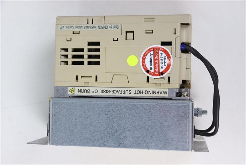 Omron Varispeed V7 CIMR-V7AZB0P2 3G3MVPFI1010-D TESTED & TOP ZUSTAND