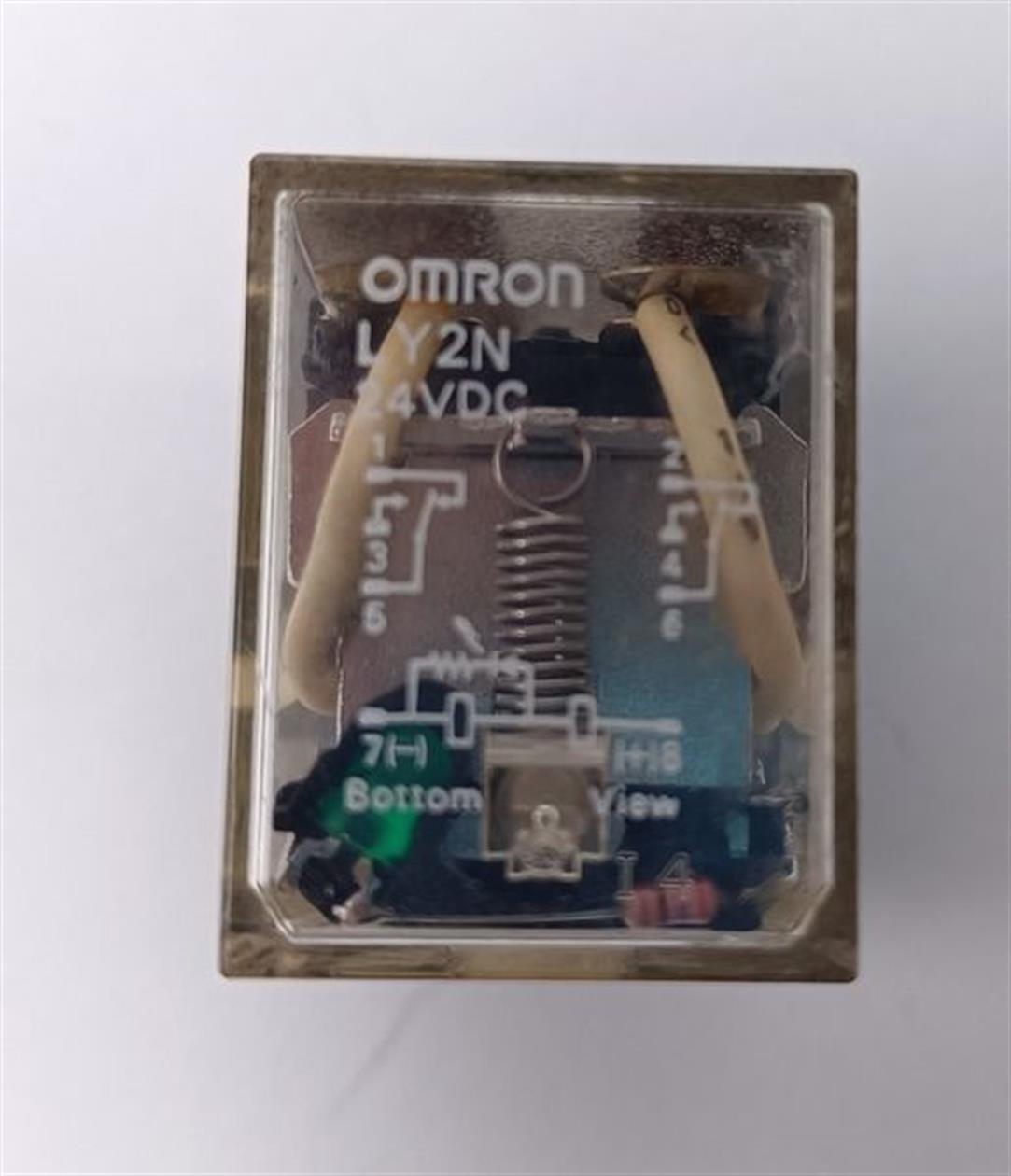 omron-ly2n-power-relais-sicherheitsrelais-24vdc-top-zustand-65616-4.jpg