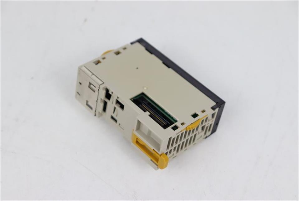 omron-nc-unit-cj1w-ncf71-top-zustand-56128-2.jpg