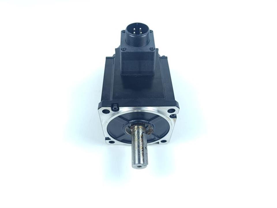 Omron R88M-K1K530F-S2 SERVOMOTOR 3000 r/min UNUSED