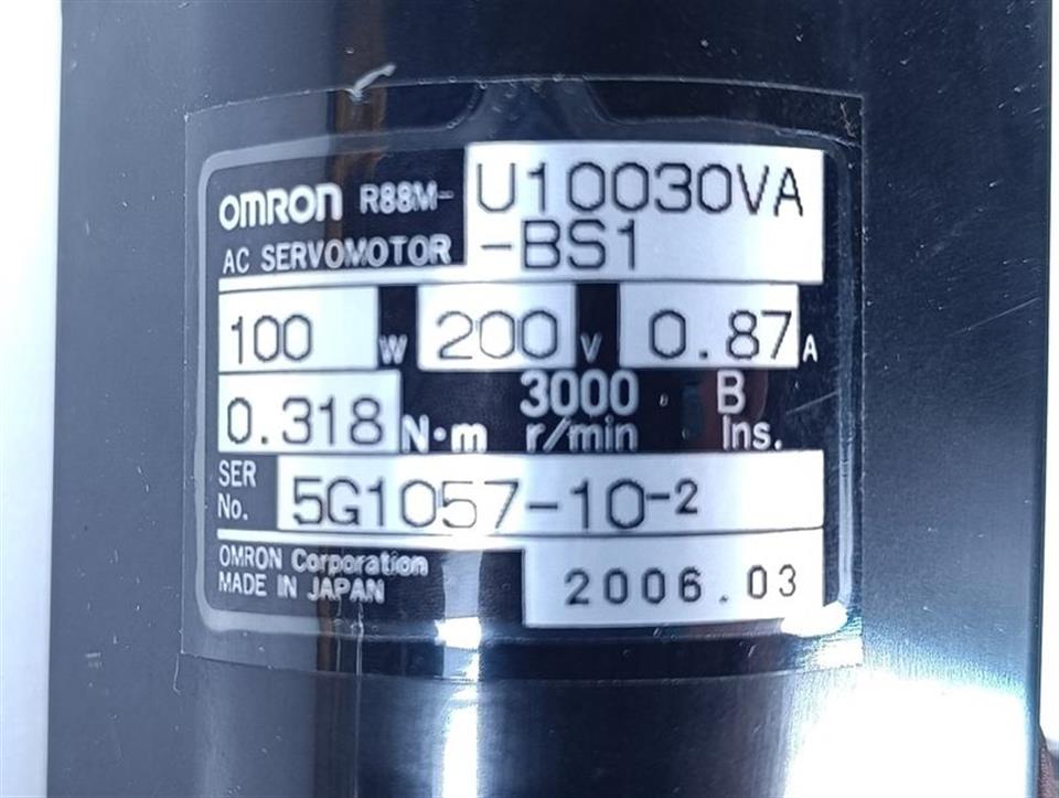 Omron R88M-U10030VA-BS1 AC Servomotor 3000r/min