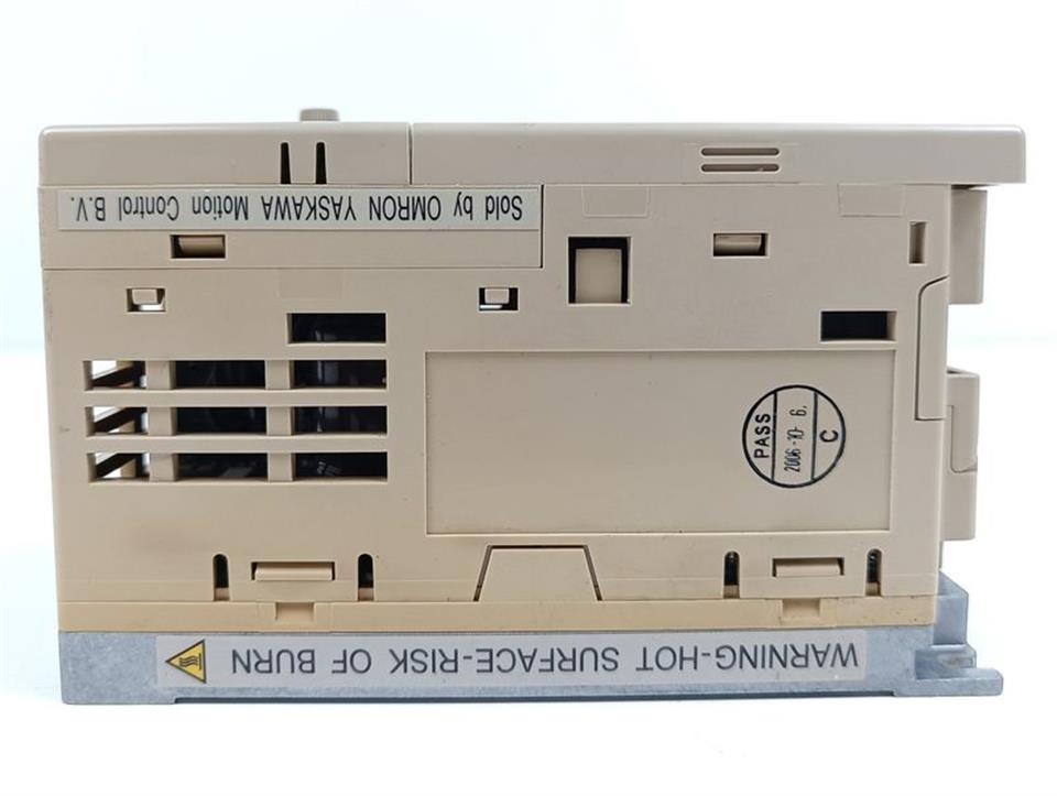 Omron Yaskawa CIMR-V7AZB0P2 TESTED & TOP ZUSTAND