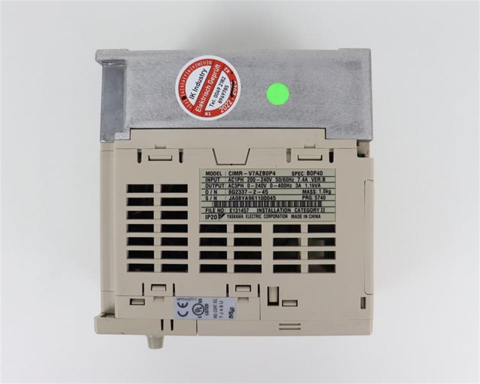 Omron Yaskawa CIMR-V7AZBOP4 Wechselrichter Version B TESTED & NEUWERTIG