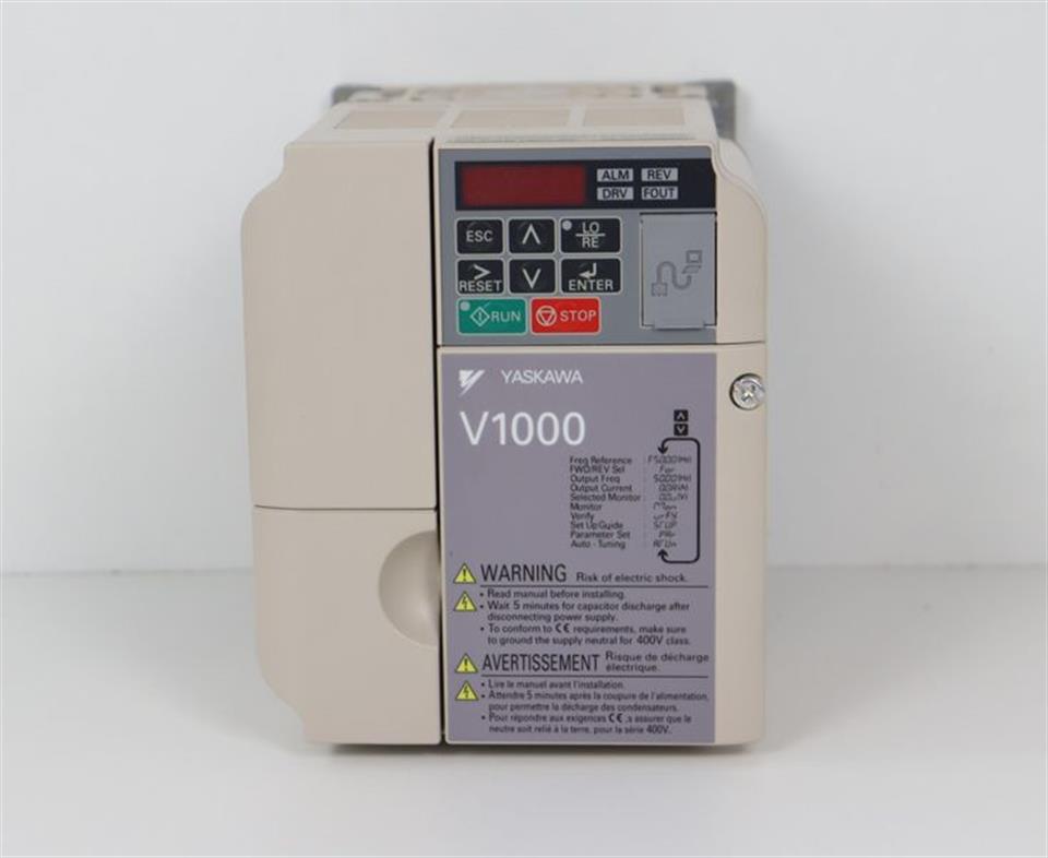 Omron Yaskawa CIMR-VC4A0007BAA Wechselrichter Inverter TESTED & UNUSED & OVP