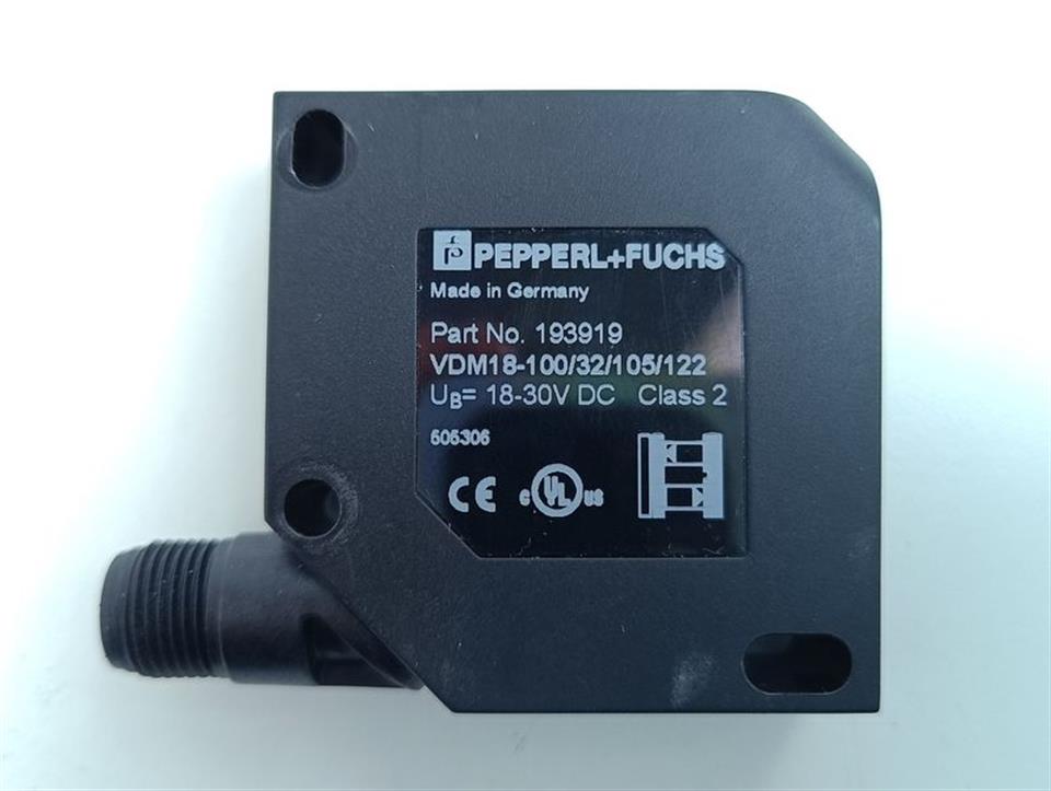 pepperlfuchs-vdm18-10032105122-distanzsensor-unused-und-ovp-81377-7.jpg