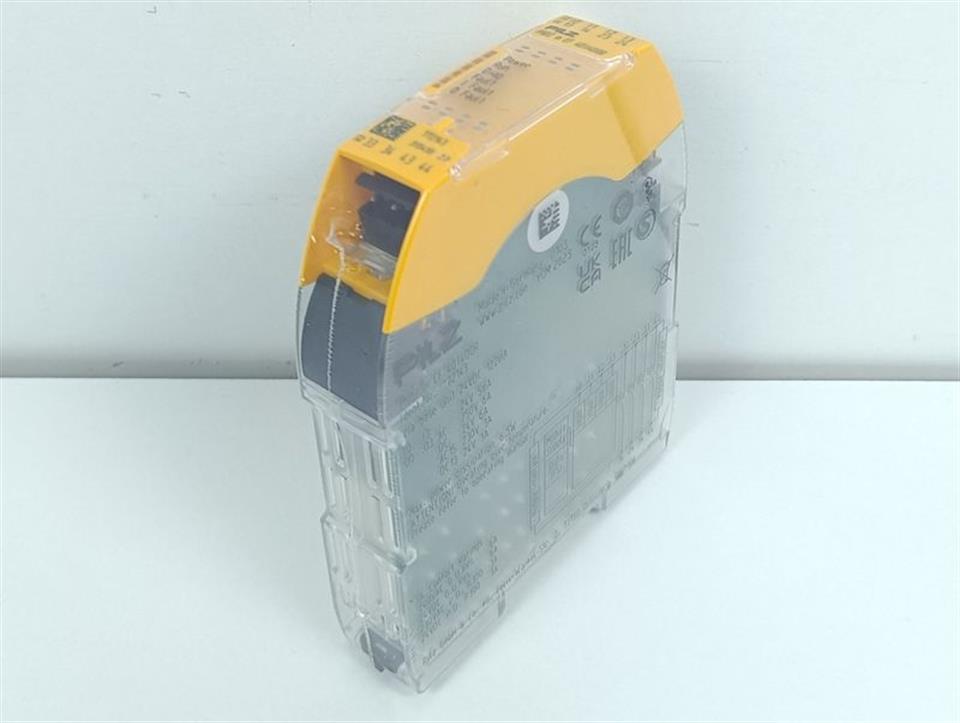pilz-pnoz-m-ef-4di4dor-id-772143-unused-und-sealed-83149-1.jpg