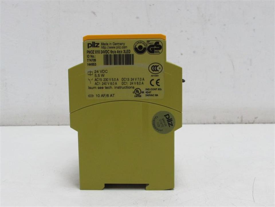 pilz-pnoz-x10-24vdc-6no-4nc-3led-identno-774709-24vdc-55w-neuwertig-64771-3.jpg