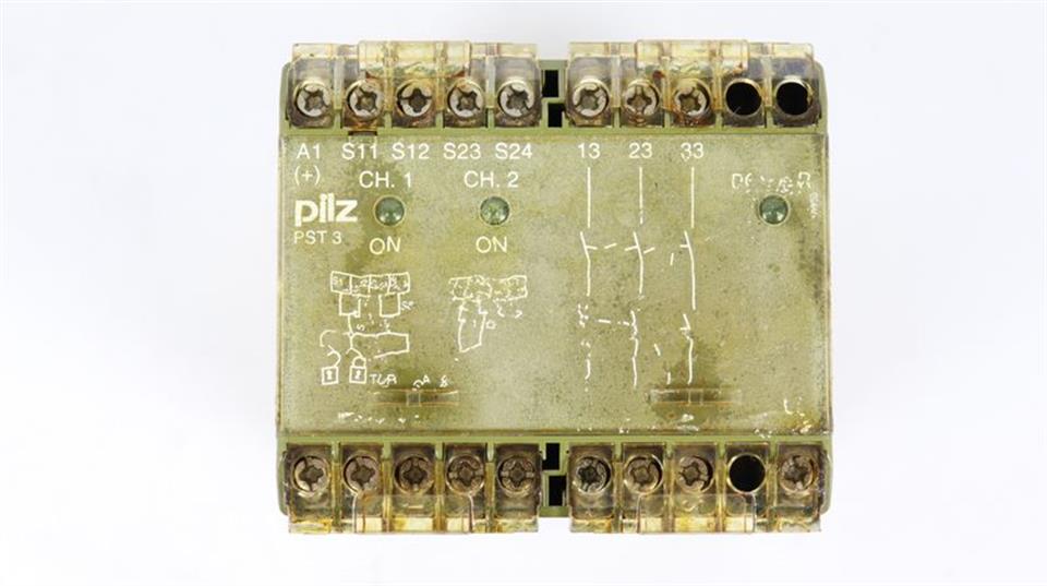 pilz-pst-3-3s-id-no-420280-24vdc-2w-57681-3.jpg
