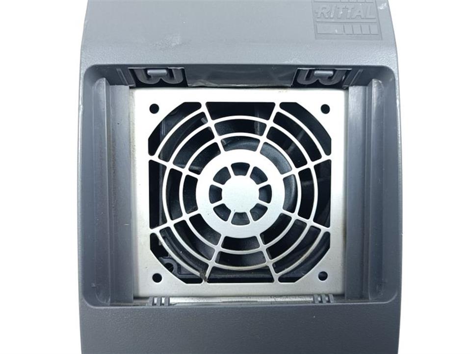 rittal-permoelektrisches-kuehlgeraet-sk-3201200-luefter-klappe-fehlt-tested-63093-3.jpg