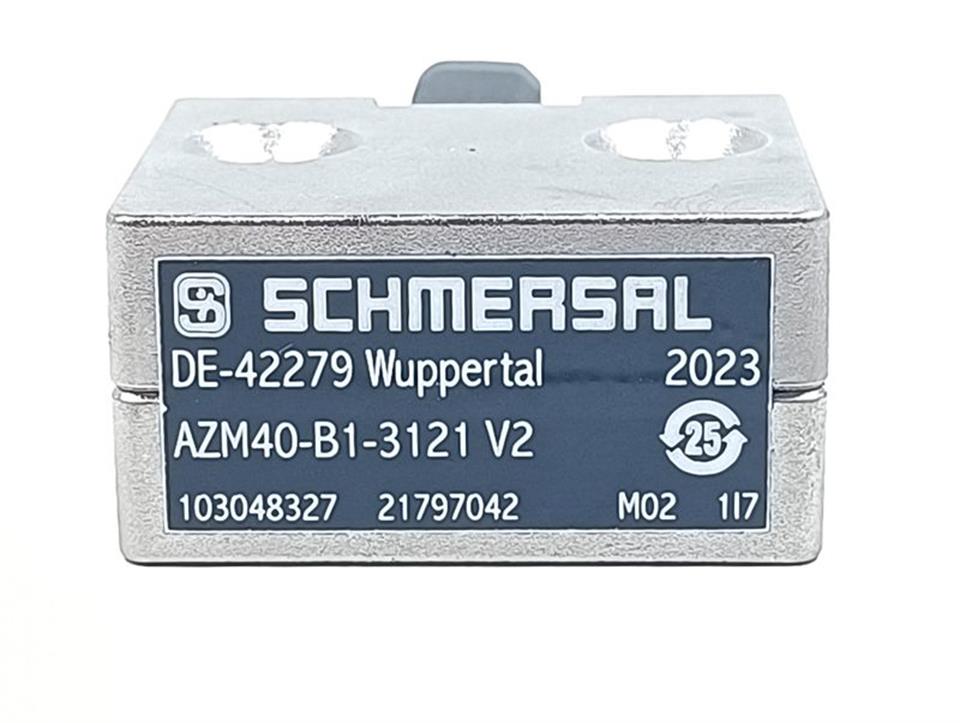 Schmersal AZM40-B1-3121 V2 Sicherheitszuhaltung AZM40 UNUSED UNBENUTZT
