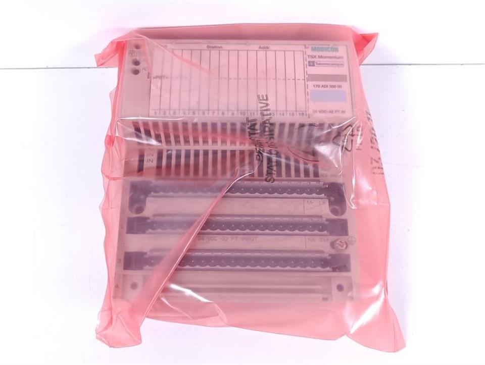 Schneider Automation SA TSX MOMENTUM 170ADI35000 + 170INT11000 TOP ZUSTAND