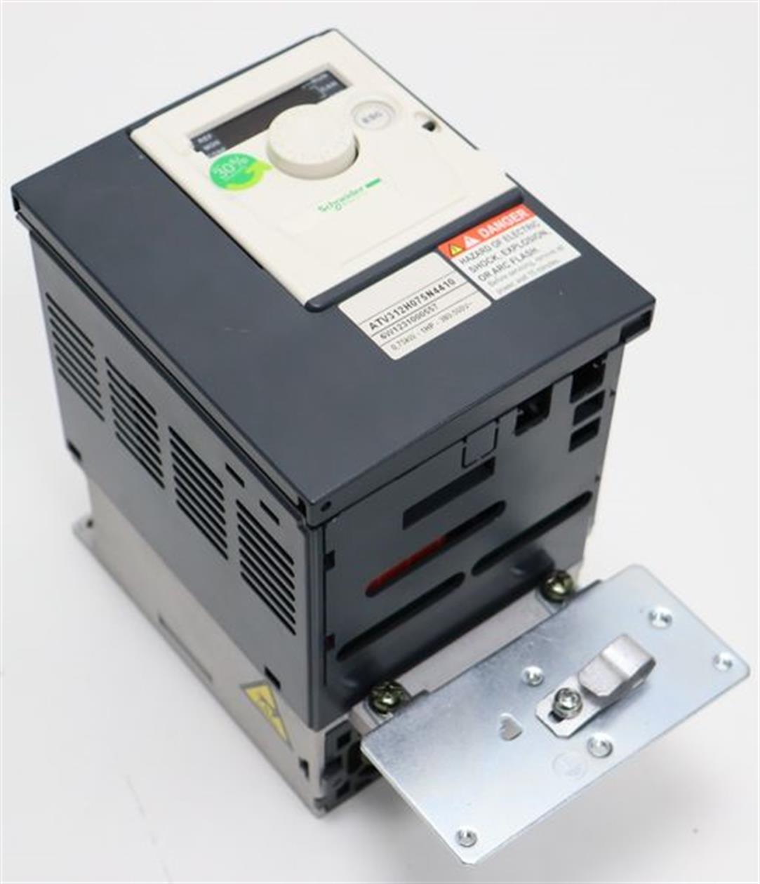Schneider Electric Altivar 312 ATV312H075N4410 400V 0,75kW 1HP TESTED NEUWERTIG