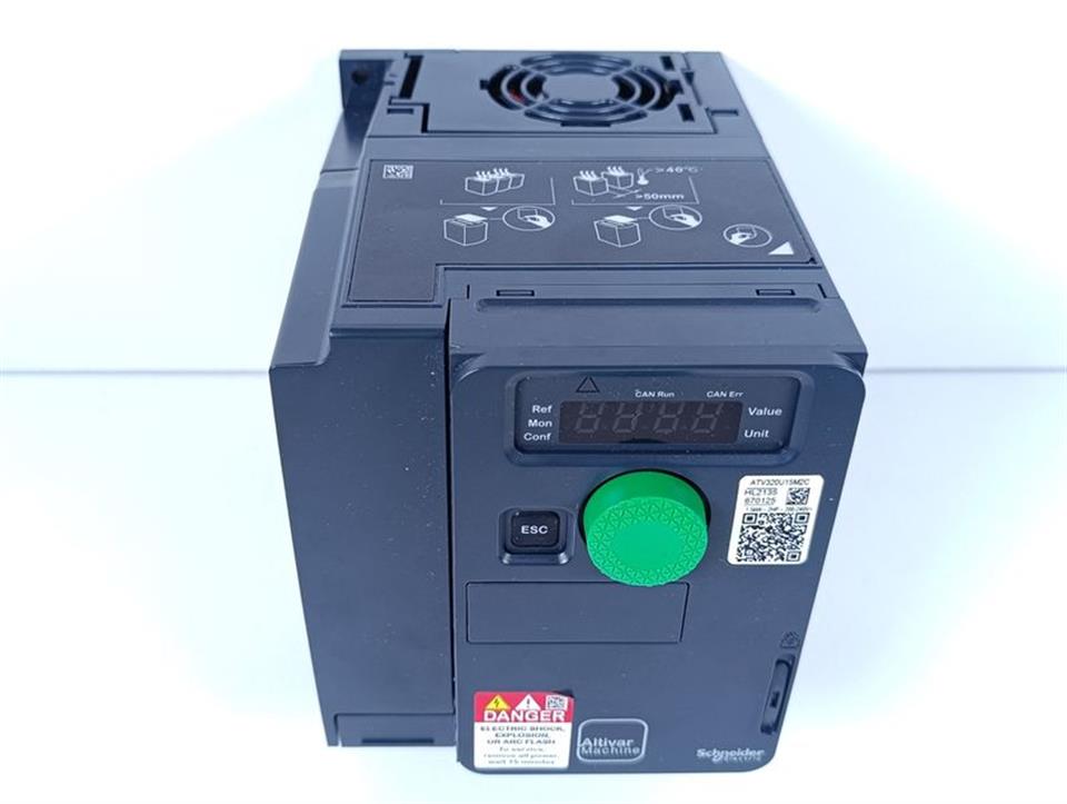 Schneider Electric Altivar 320 ATV320U15M2C 1,5kW 230V TESTED & UNUSED