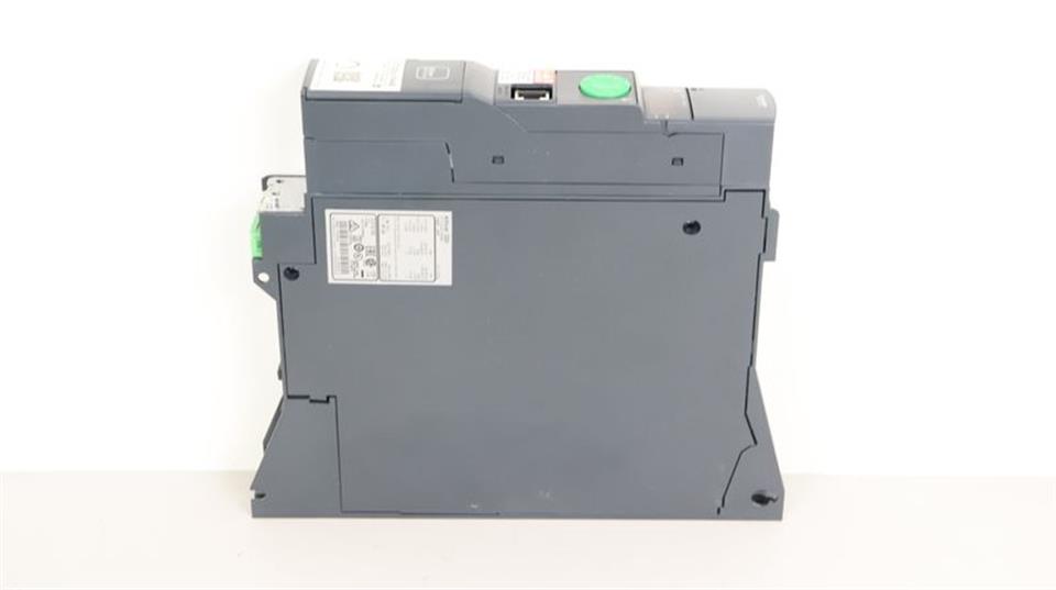 schneider-electric-altivar-320-atv320u15n4b-15kw-2hp-400v-unused-ovp-64567-4.jpg