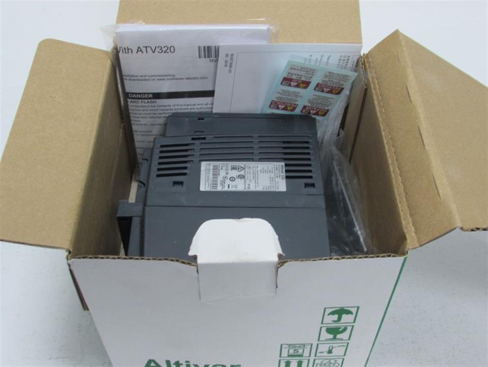 schneider-electric-altivar-atv320u11n4c-11kw-400v-frequenzumrichter-unbenutzt-63944-2.jpg